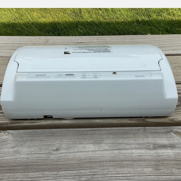 Food Saver Advanced Design Food Sealer Vacuum Sealer V2440 Original Box - Picture 7 of 11